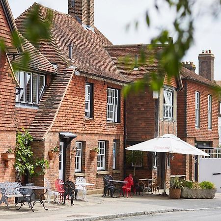 ベル イン タイスハースト Ticehurst エクステリア 写真